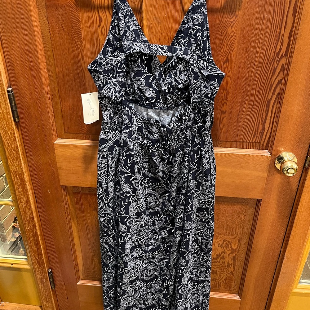 Universal Thread Black and White Floral Maxi Dress - Picture 3 of 5